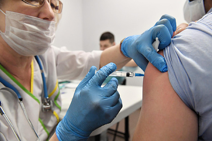 Минздрав разрешил одновременную вакцинацию от коронавируса и гриппа