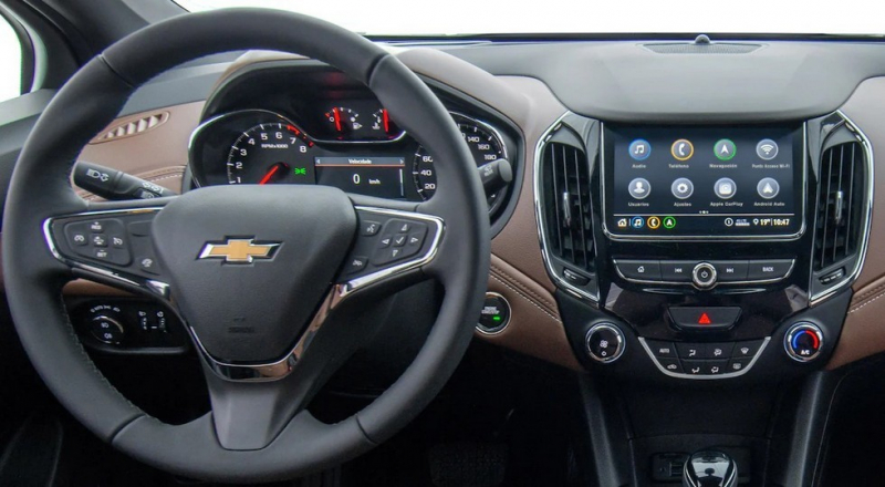 Chevrolet Cruze не собирается на покой: модель снова получит «подогретую» версию