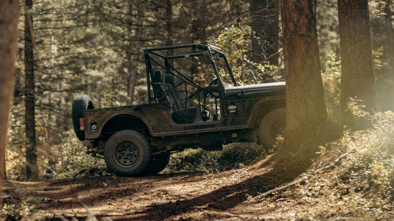 Mahindra Roxor снова в продаже: теперь с лицом «уазика» и по более высокой цене