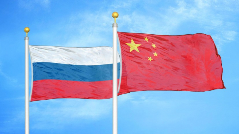 «Фундамент нового многополярного устройства»: почему в Китае заявили об особой важности отношений с Россией