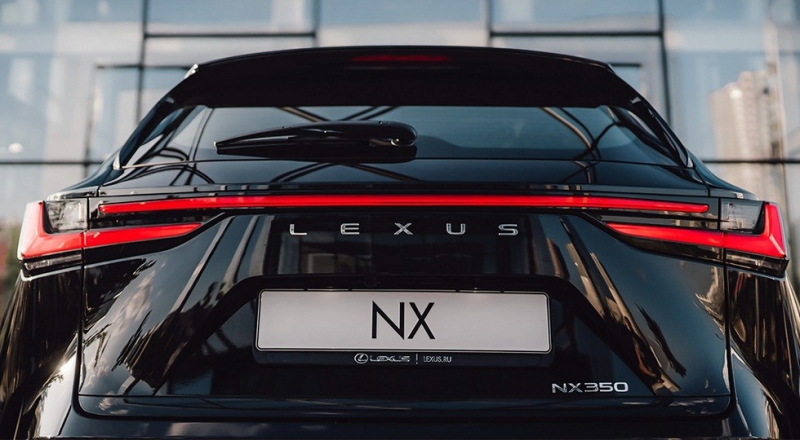 Новый Lexus NX стартует в России: пока без базового атмосферника, гибрида больше не будет