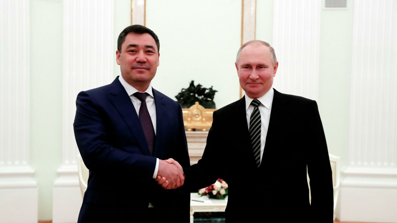 Путин и Жапаров обсудили российско-киргизские отношения