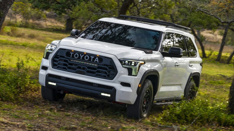 Toyota Sequoia нового поколения: «родня» Land Cruiser 300, но больше и проще