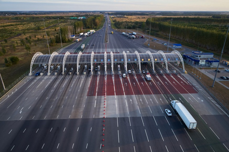 В России подорожают платные дороги: новые тарифы вступают в силу завтра