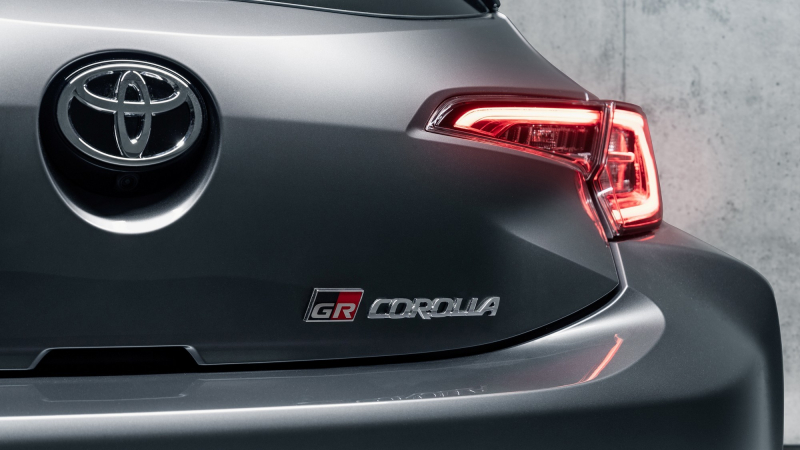 Хот-хэтч Toyota GR Corolla: 304 л.с., полный привод, «механика» и раллийная закалка