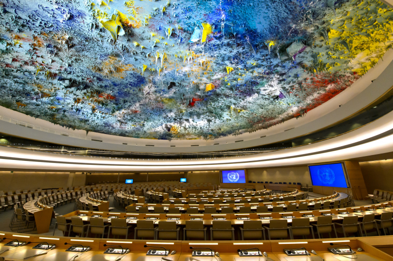 «Опасный прецедент»: почему Запад продвигает инициативу по исключению России из Совета по правам человека ООН