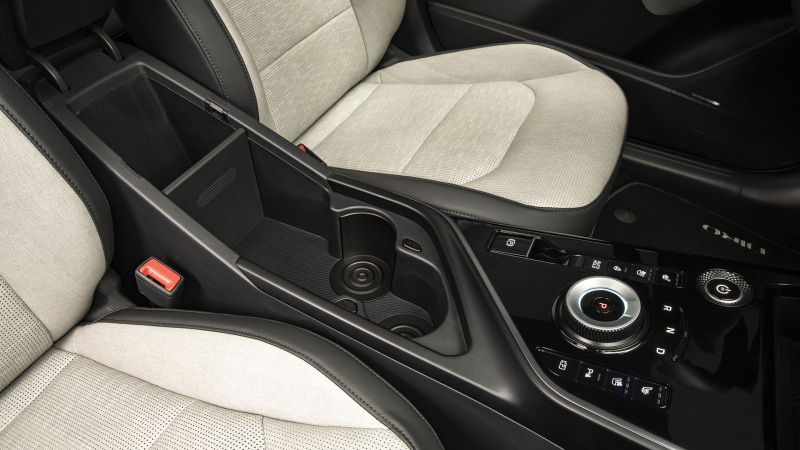 Подробности от новом Kia Niro: гибриды без задней передачи и более дальнобойный EV