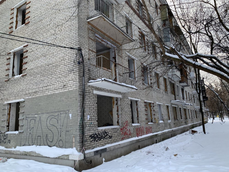 В Волгограде 36 семей досрочно переезжают из аварийного жилья в новые квартиры