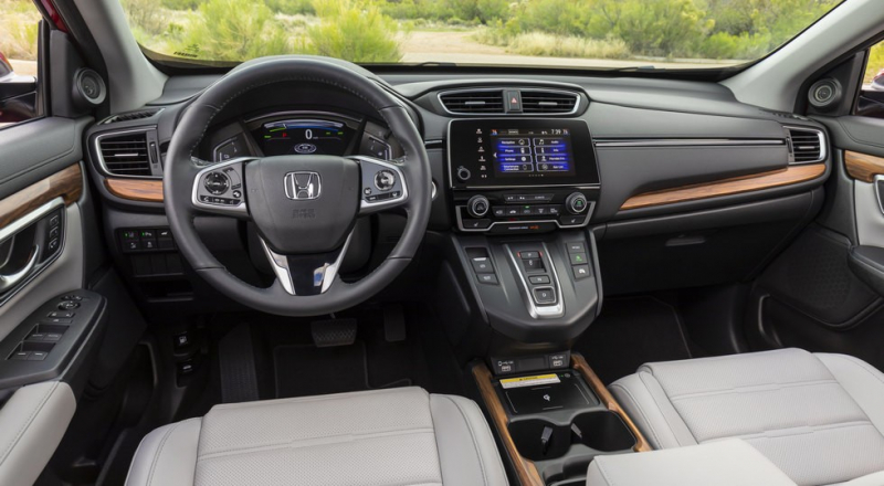 Кроссовер Honda CR-V нового поколения: теперь живьём
