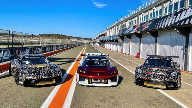 Новый, электрический Porsche 718 вышел на тесты: свыше 1000 л.с. и готовность к гонкам