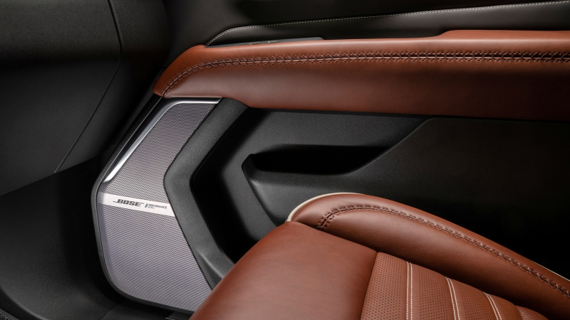 Представлен роскошный GMC Yukon Denali Ultimate. Зачем теперь нужен Cadillac Escalade?