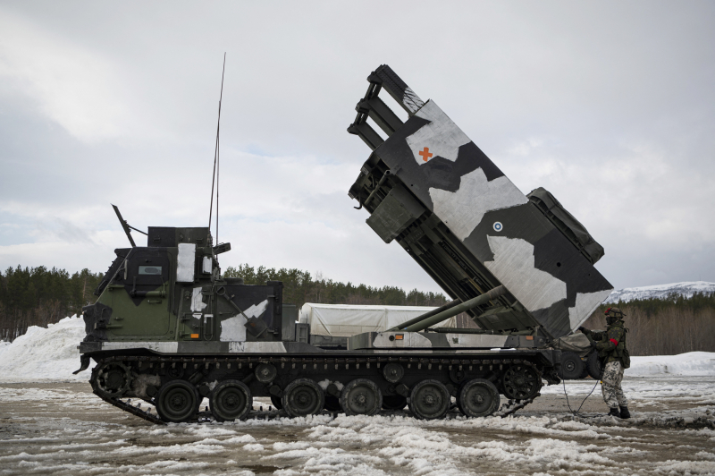 «Провокационный шаг»: как в России отреагировали на возможные поставки Украине американских систем залпового огня