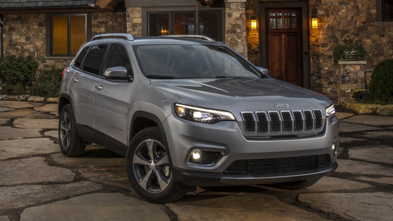 Jeep собирается «серьёзно электрифицировать» начинку Cherokee нового поколения
