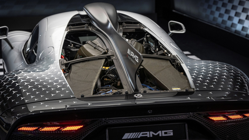 Mercedes-AMG One: ещё один гиперкар-долгострой по мотивам Формулы-1 пошёл в серию