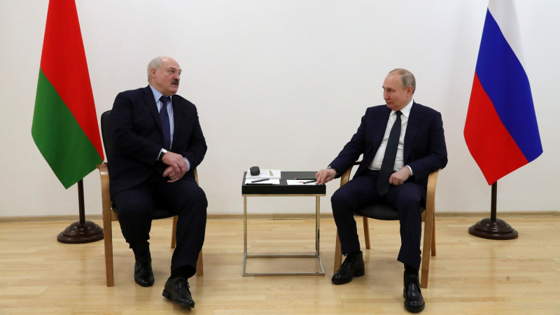 Путин и Лукашенко начали переговоры в Петербурге