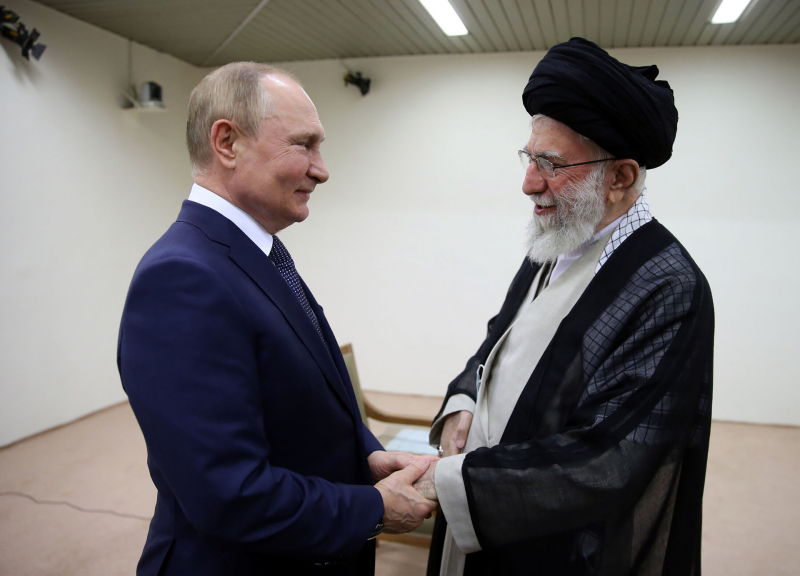 «Москва укрепляет позиции на Ближнем и Среднем Востоке»: как прошёл визит Путина в Иран