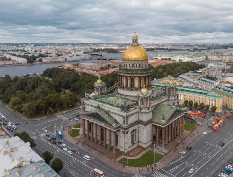 В июне спрос на новостройки Петербурга вырос впервые с февраля текущего года