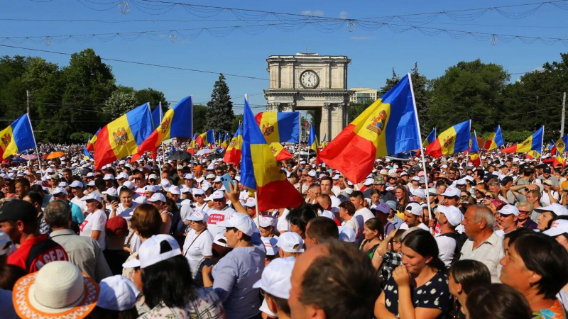 "Нужны переговоры с Москвой". Что назревает в Молдавии