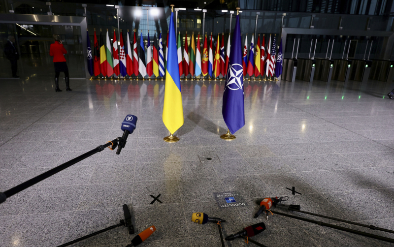 «Однобокая версия событий»: почему в Европе говорят об отсутствии угрозы для России со стороны НАТО