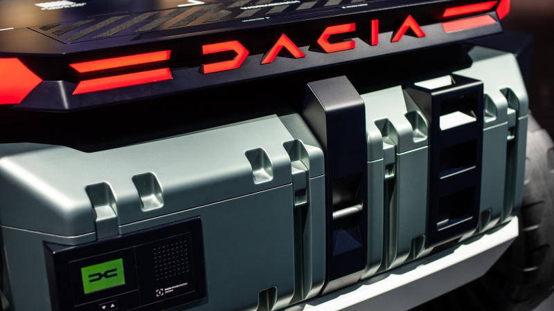 Dacia Manifesto: безводушные шины, пробковый салон и чехлы-спальники на сиденьях