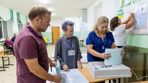 ЕР на муниципальных выборах в Москве взяла 1160 мандатов