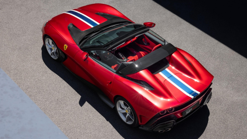 Ferrari SP51: уникальный спайдер с V12 для богатого автогурмана из Азии