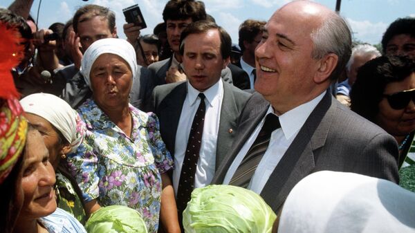 Источник сообщил, что дочь и внучки Горбачева приедут на прощание с ним