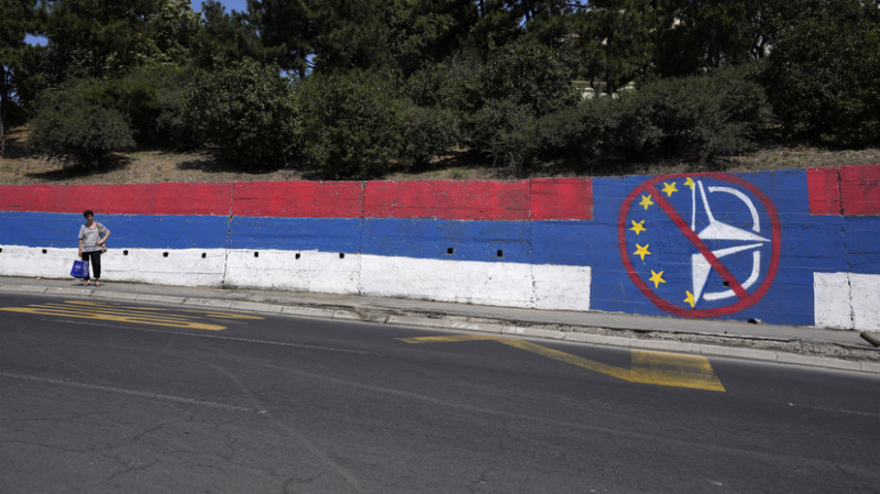 «Люди не могут принять это лицемерие»: почему население Сербии не поддерживает курс на вступление в ЕС