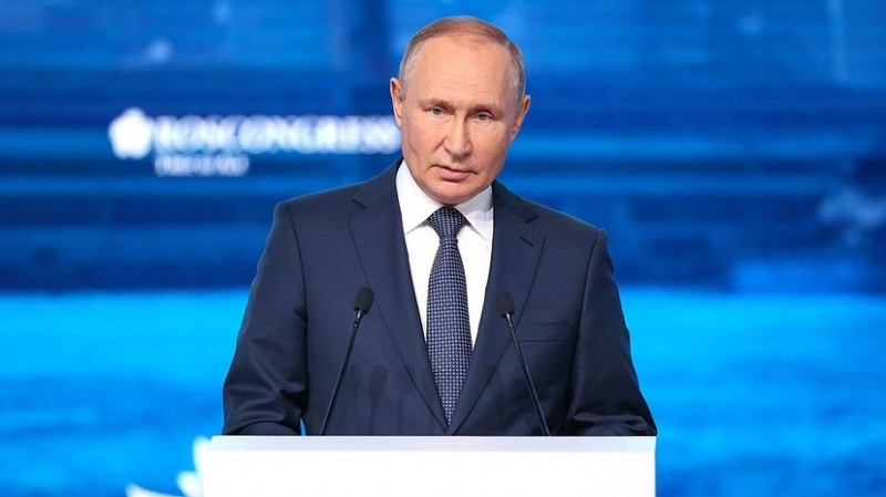 «Необратимые изменения»: Путин заявил об ускользающем доминировании США в глобальной экономике и политике