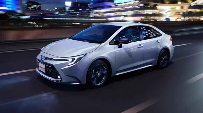 Другая Toyota Corolla: вместе с внешностью обновили и технику