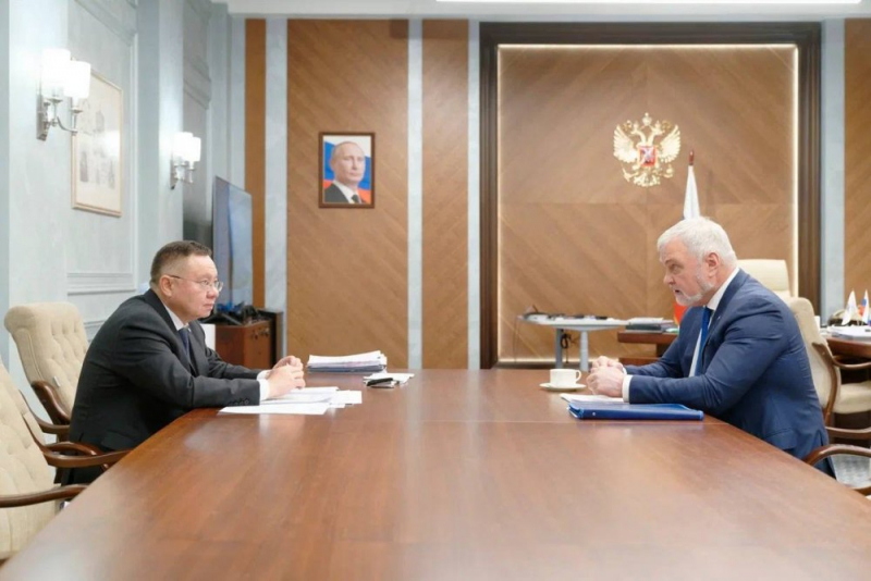Министр строительства и ЖКХ РФ провёл рабочую встречу с главой Республики Коми