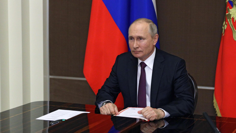 Путин предложил Совбезу обсудить совершенствование гражданской обороны