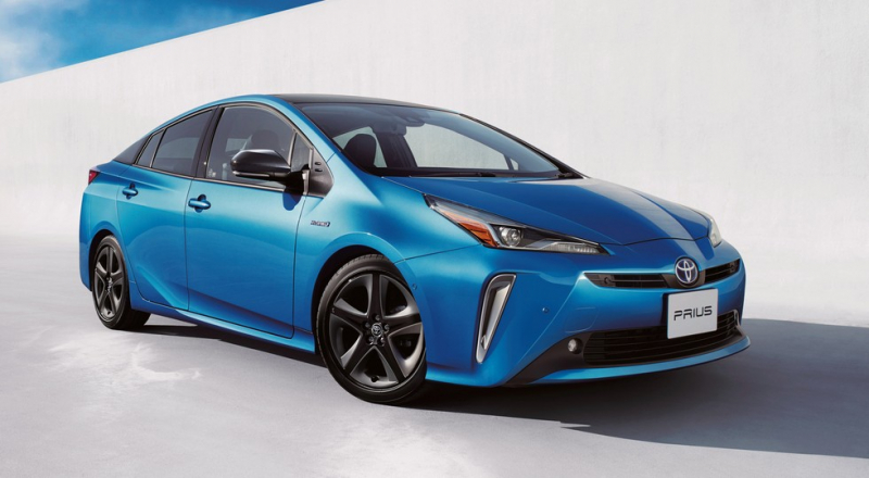 Toyota анонсировала скорую премьеру новой модели. Ждём «пятый» Prius?