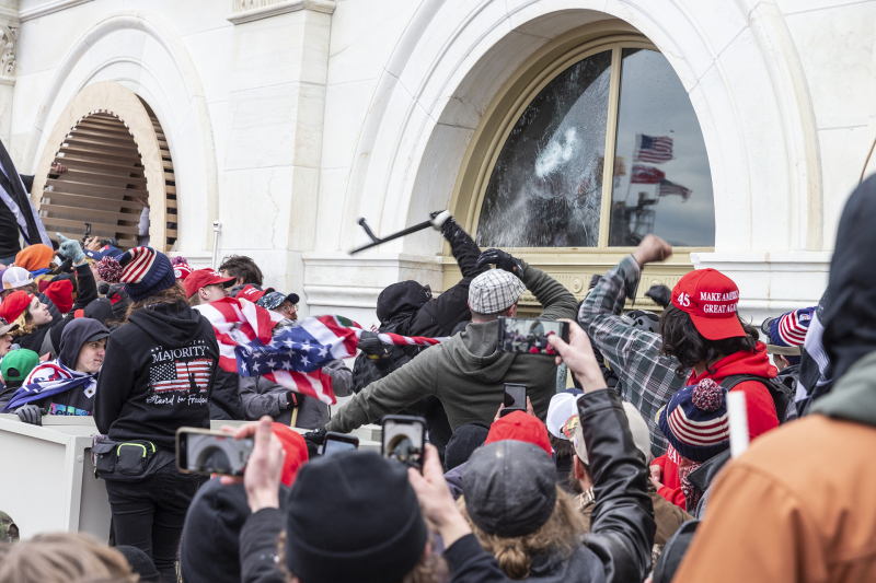«Беспрецедентное событие»: как штурм Капитолия сторонниками Трампа повлиял на политическую жизнь в США