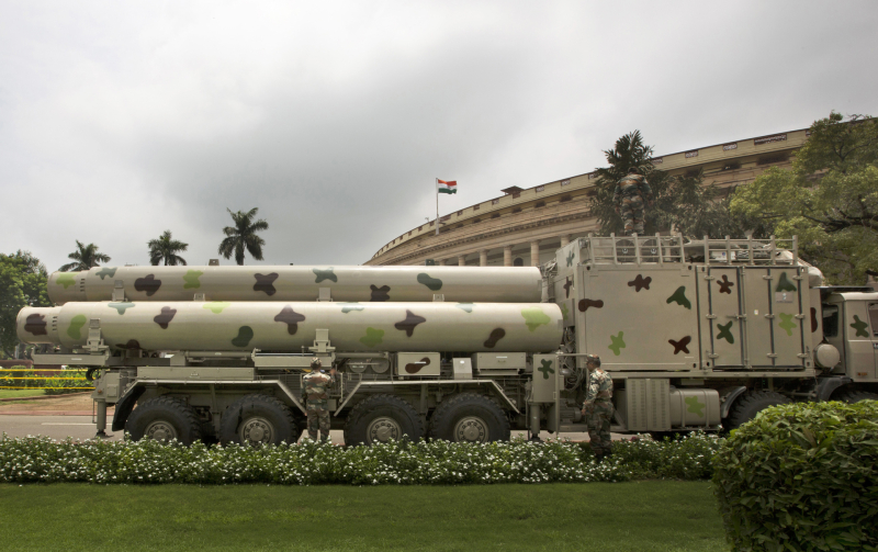 «Крупный самостоятельный игрок»: как Россия и Индия реализуют совместные проекты в области вооружений