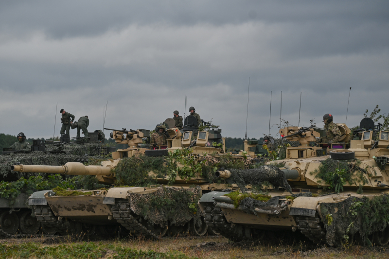 Масштабы рисков: почему на Западе продолжаются споры по вопросу поставок Украине танков