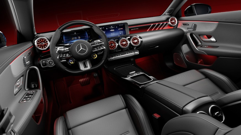 Mercedes-Benz обновил седан и универсал CLA: без «механики» и с иной гибридной установкой