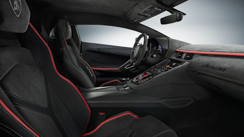Преемник Lamborghini Aventador: новые изображения
