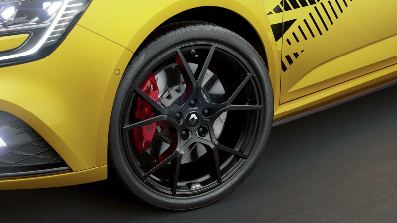 Renault прощается с хот-хэтчем Megane R.S. лимитированной версией Ultime