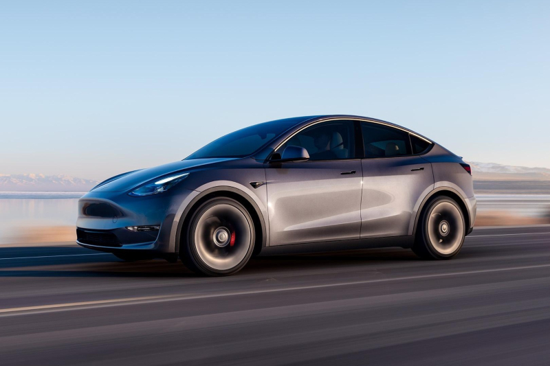 Автопилот Tesla FSD продолжать нарушать ПДД: объявлен отзыв 362 758 электромобилей
