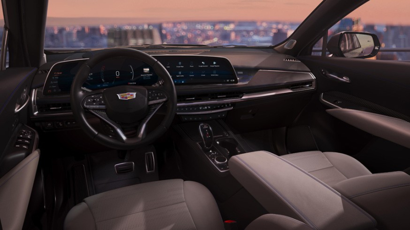 Обновлённый Cadillac XT4: внешность «под Lyriq» и новый салон