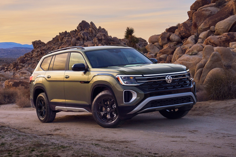 Американский VW Atlas решил прикинуться внедорожником: новая версия Peak Edition