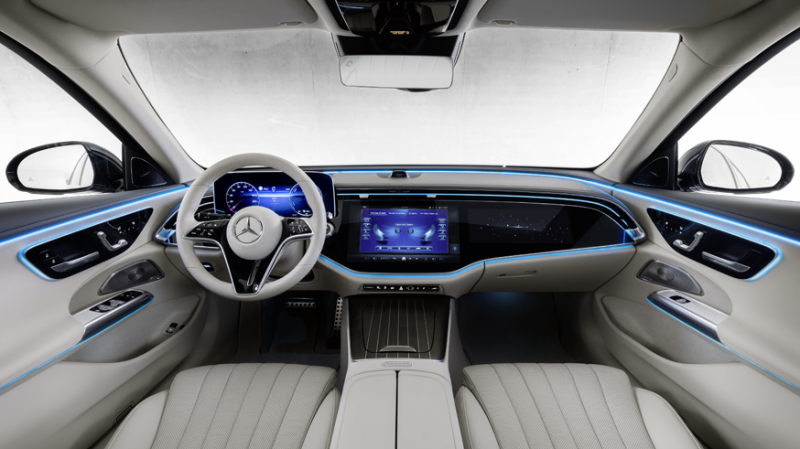Mercedes-Benz E-Class нового поколения: интерьер в стиле моделей EQ и только гибриды