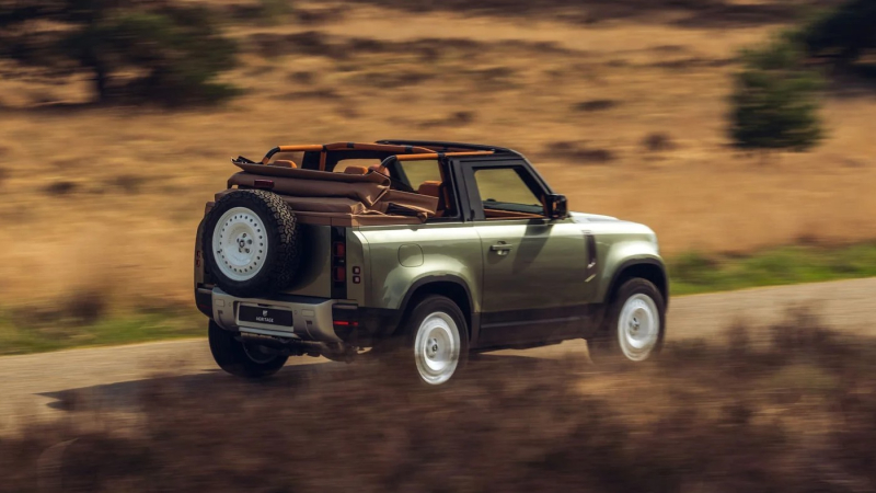 Land Rover Defender стал кабриолетом: долго, дорого и стильно