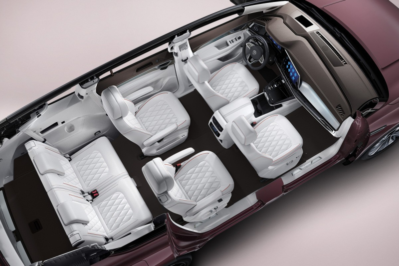 Новинки для России: Hyundai Celesta в пику универсалу Vesta и свежий VW Tayron вместо Tiguan