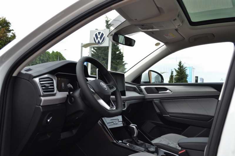 Новинки для России: Hyundai Celesta в пику универсалу Vesta и свежий VW Tayron вместо Tiguan