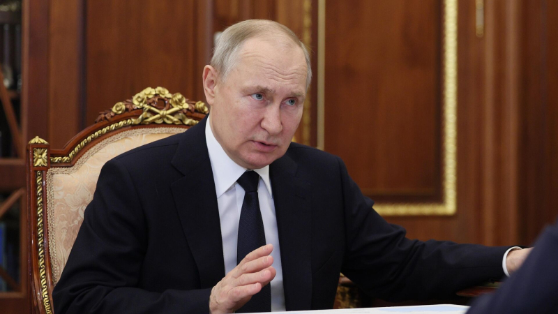 Путин проведет отдельные встречи с руководителями входящих в СКФО регионов