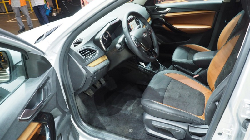 Старт предзаказов: новую Lada Vesta начали отгружать дилерам