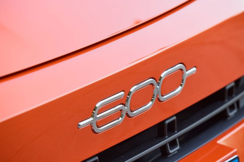 Кроссовер Fiat 600 дебютировал с урезанной гаммой