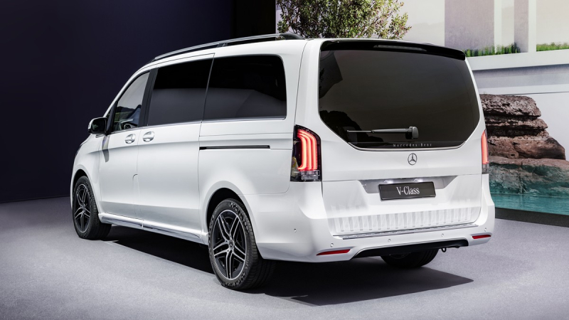 Обновлённые Mercedes-Benz V-Class, EQV, Vito и eVito: современный стиль и богатое оснащение